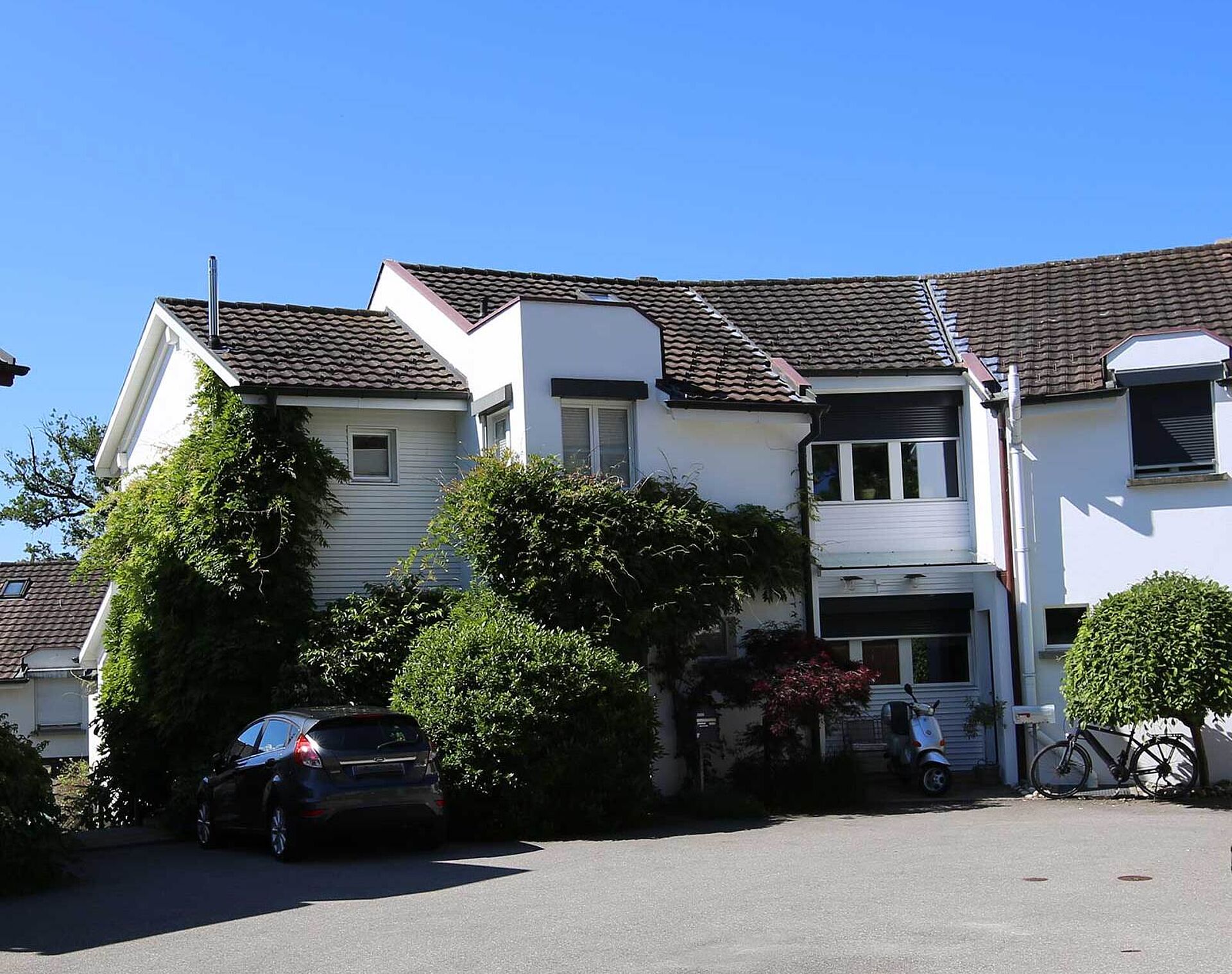 DEJA LOUEE - SPACIEUSE MAISON DE CHARME DE 5½ PIÈCES AVEC TERRASSE ET JARDIN PRIVATIF