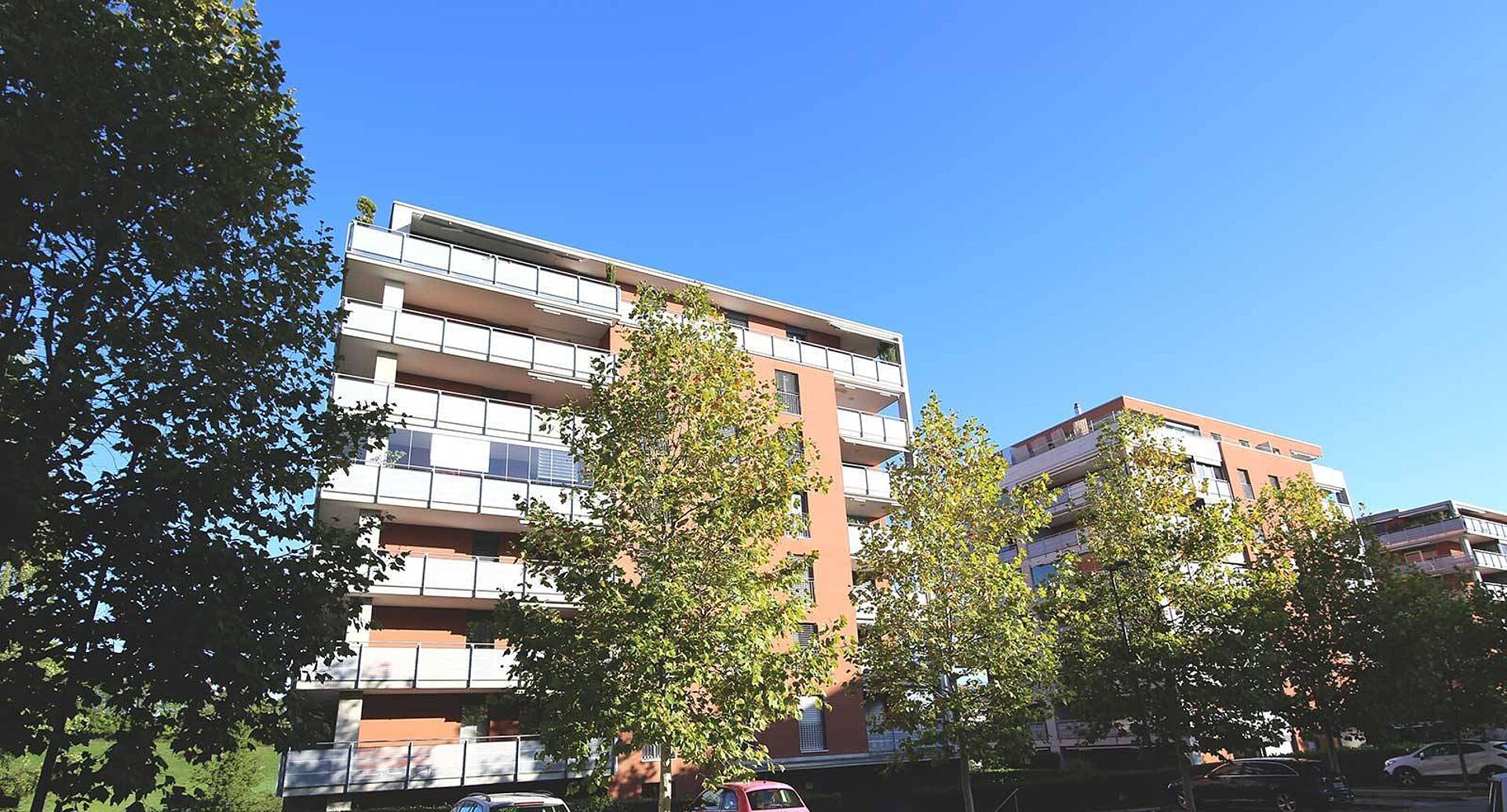 Appartement 3.5 pièces avec vue sur la campagne et les Préalpes - Villars-sur-Glâne